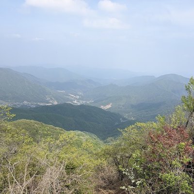 연인산