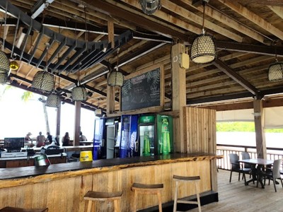더 비치 레스토랑 & 바
