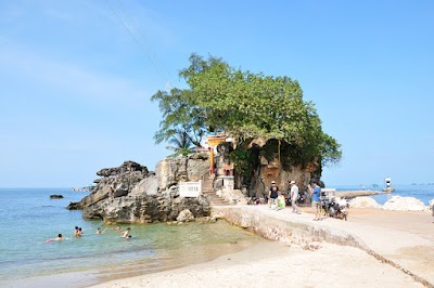 딘꺼우 사원