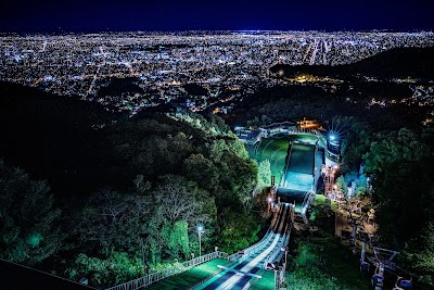 오쿠라야마 전망대 (Okurayama Ski Jump Stadium Observation Deck)