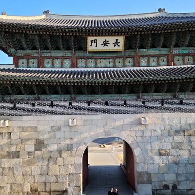 장안문